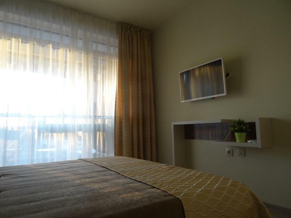 Апартамент 13 Hisarja Exterior foto